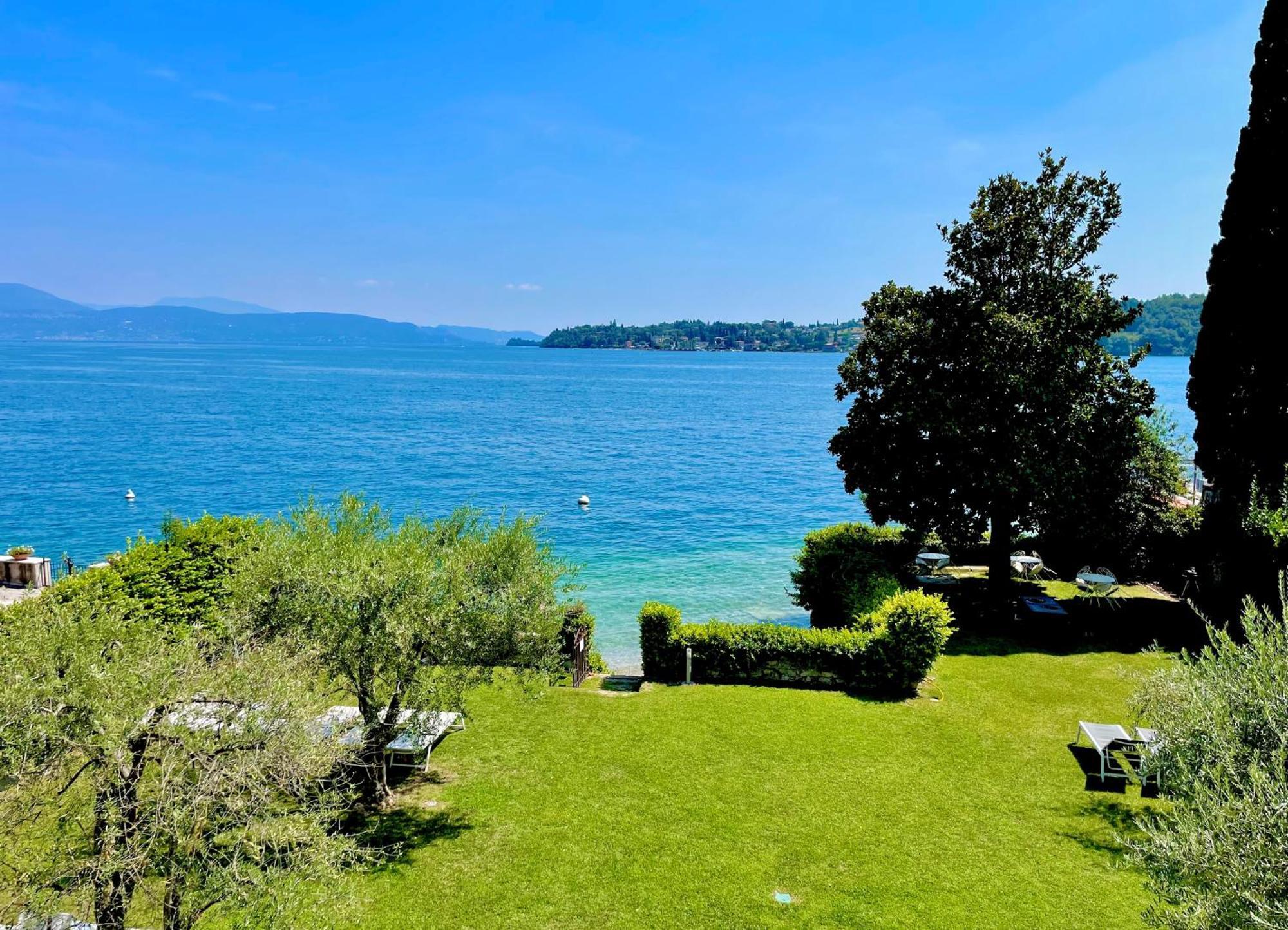 Luxury Lakeside Apartment Right On The Water 萨罗 外观 照片