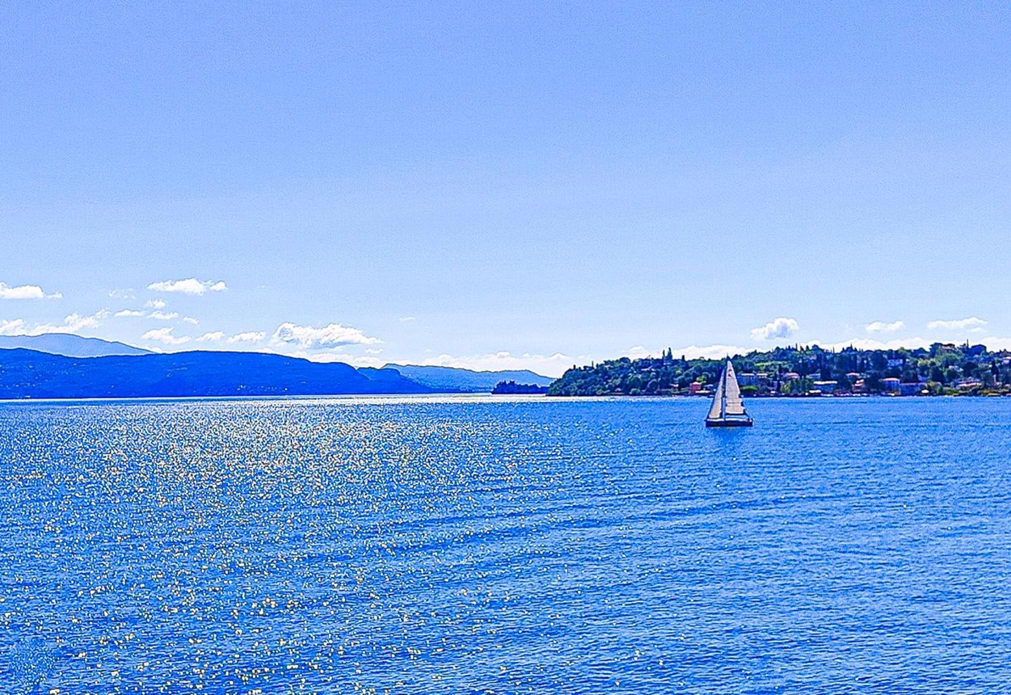 Luxury Lakeside Apartment Right On The Water 萨罗 外观 照片