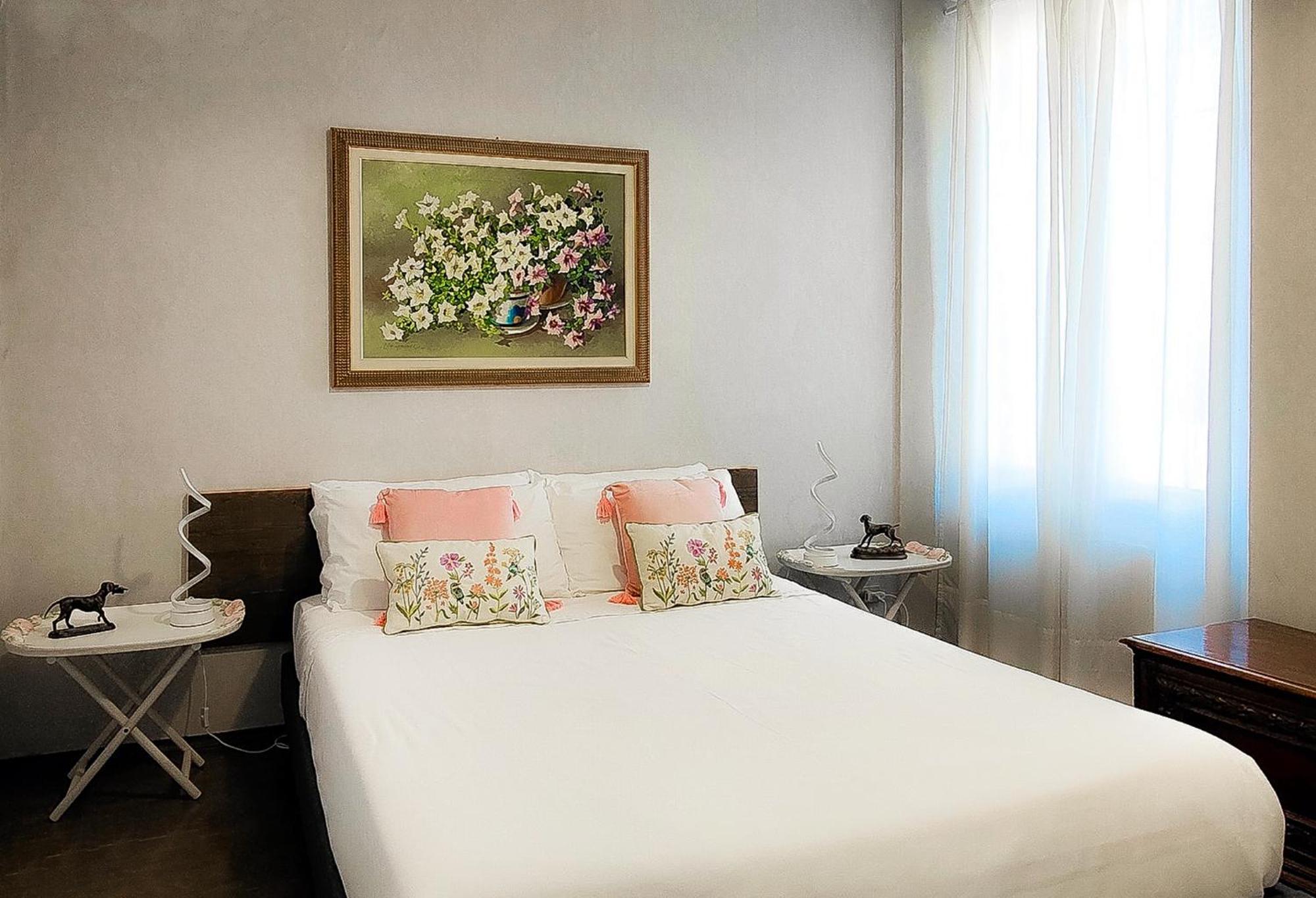 Luxury Lakeside Apartment Right On The Water 萨罗 外观 照片