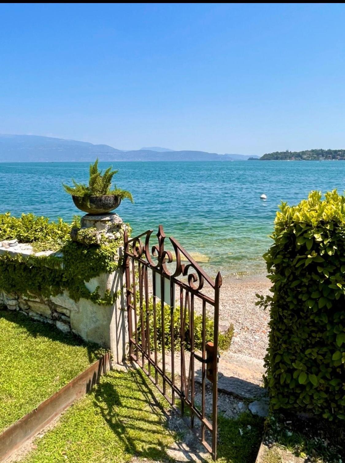 Luxury Lakeside Apartment Right On The Water 萨罗 外观 照片