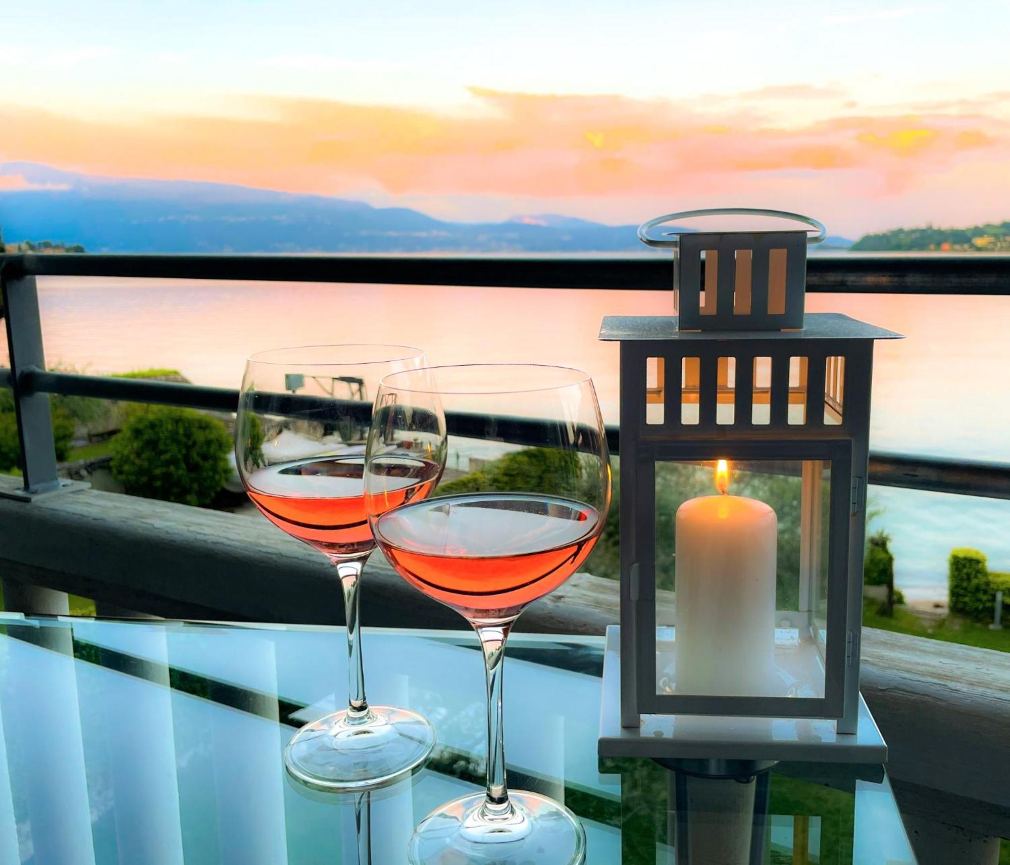Luxury Lakeside Apartment Right On The Water 萨罗 外观 照片